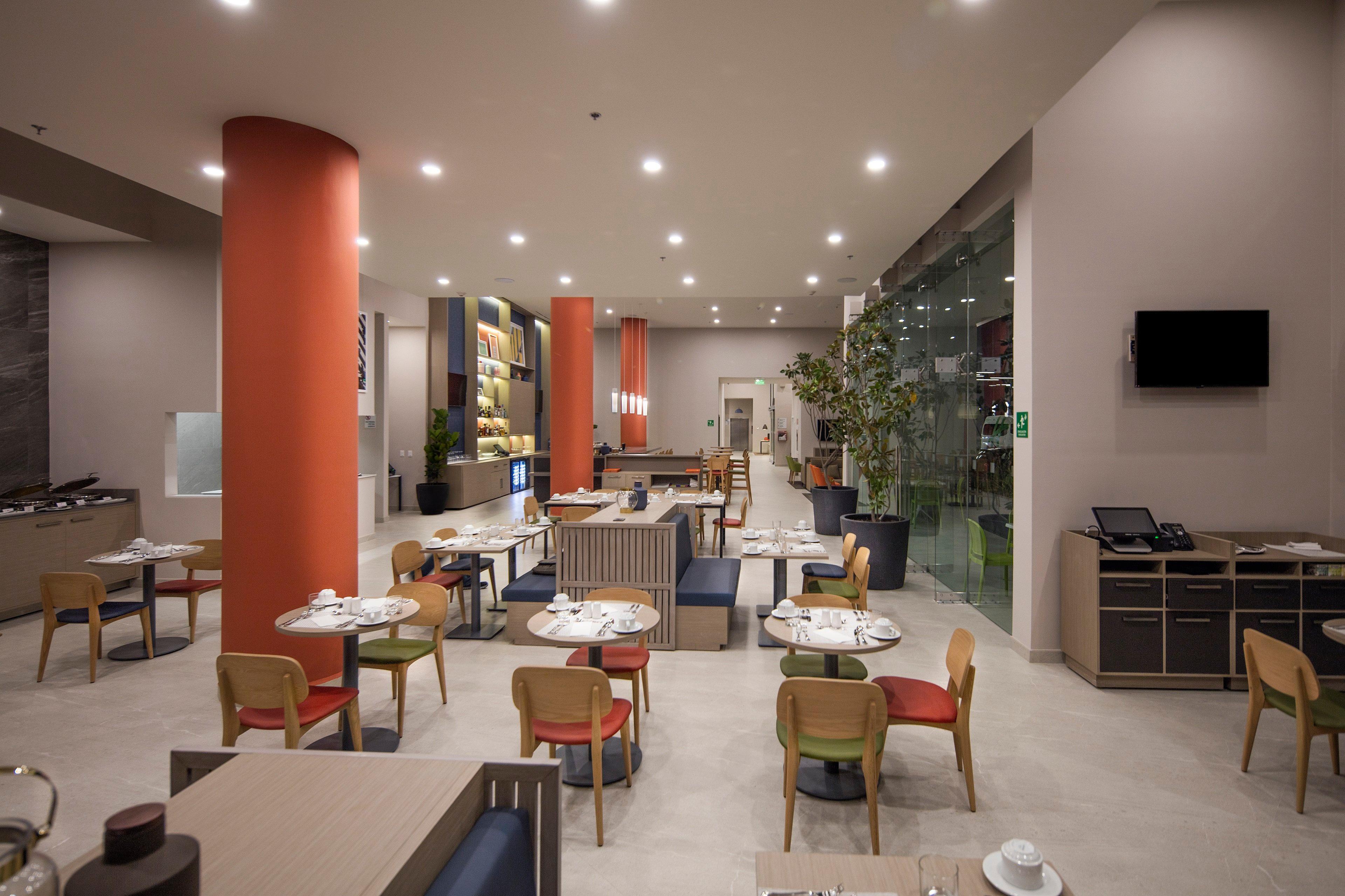 Holiday Inn&Suites - Aguascalientes, an IHG Hotel Exterior foto